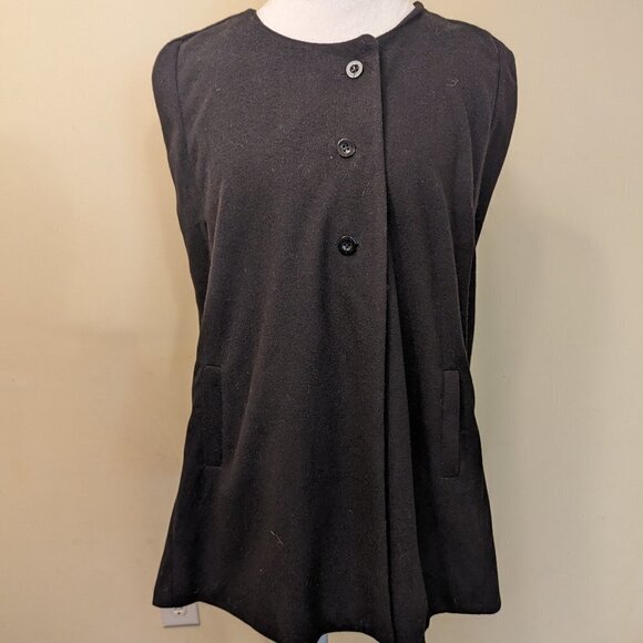 VINTAGE black shoulder tight swing cape - Picture 1 of 8